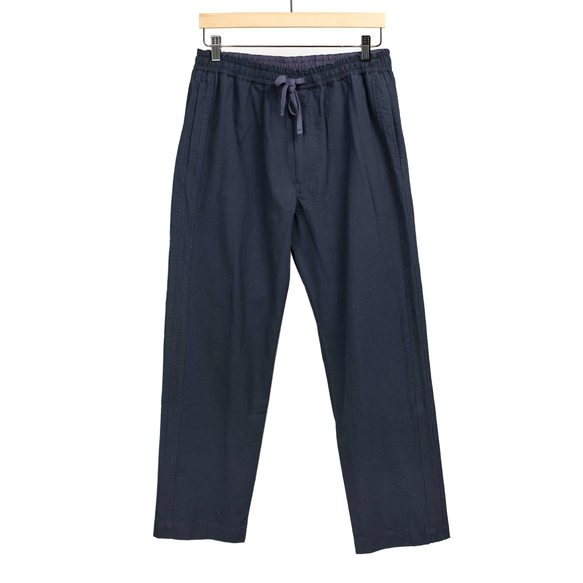 Easy pants in navy cotton oxford