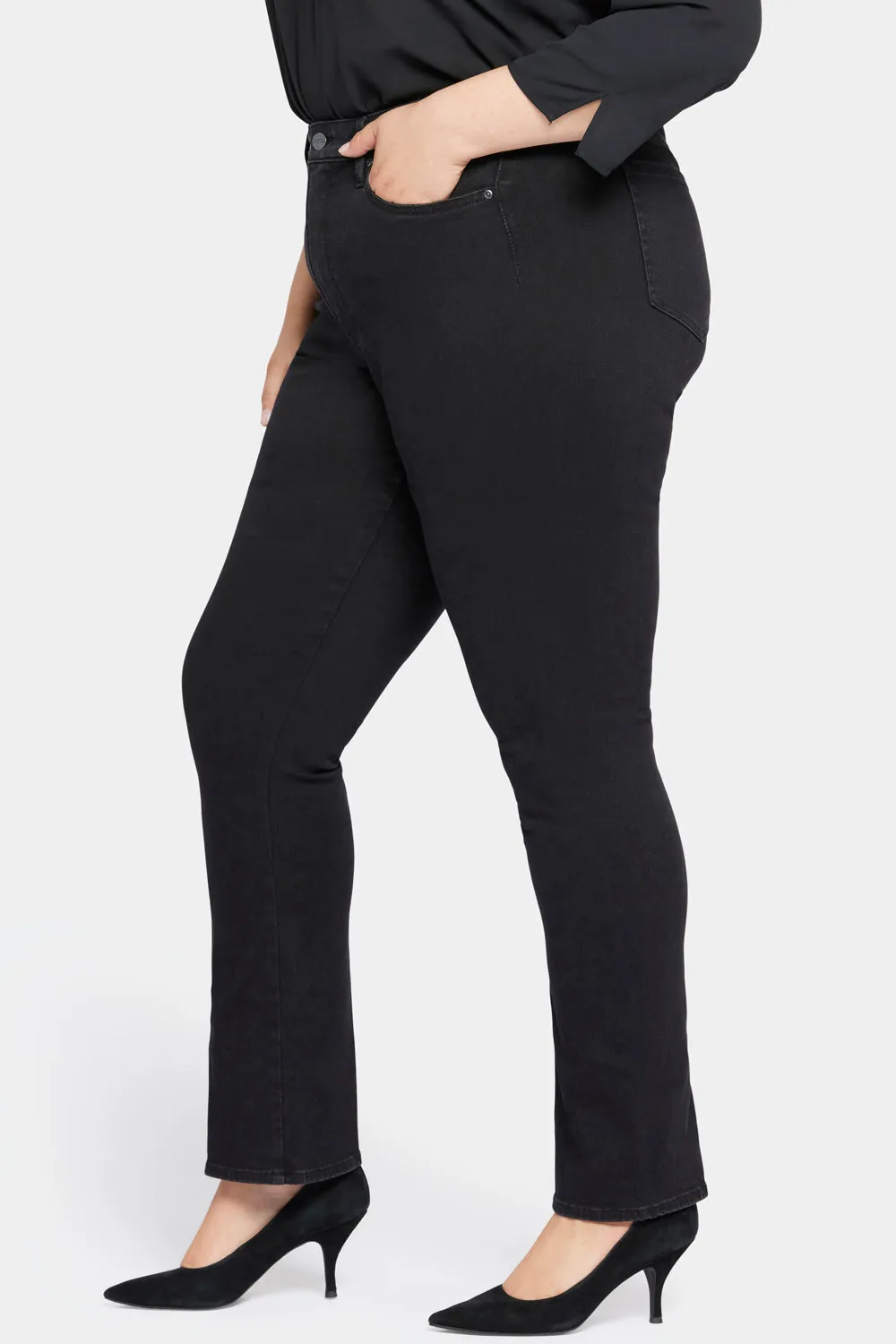 Le Silhouette Slim Bootcut Jeans In Plus Size - Stellar